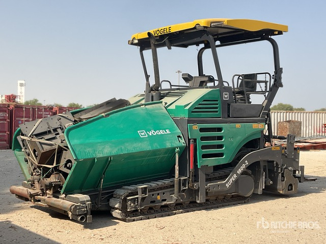 2014 Vogele Super 1800-2 Track Asphalt Paver - العامل بالقار: صور 1 2014 Vogele Super 1800-2 Track Asphalt Paver - العامل بالقار: صور 1