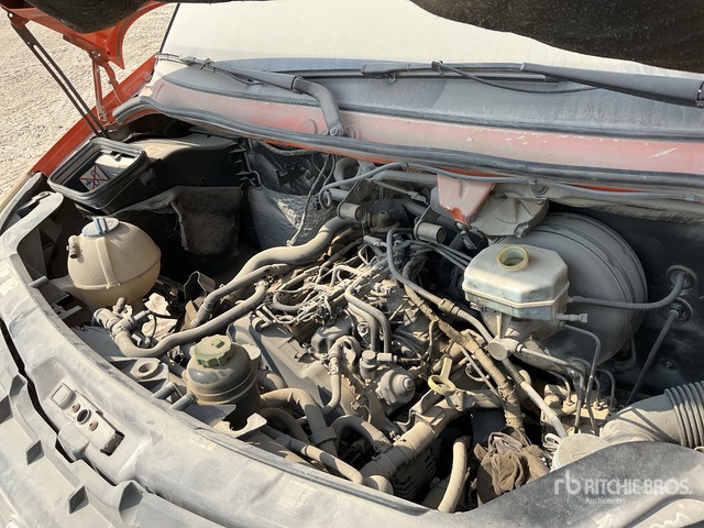 2014 Volkswagen Crafter 4x2 18-Seat Mini (Inoperable) Bus - صغيرة, ميكروباص: صور 5 2014 Volkswagen Crafter 4x2 18-Seat Mini (Inoperable) Bus - صغيرة, ميكروباص: صور 5