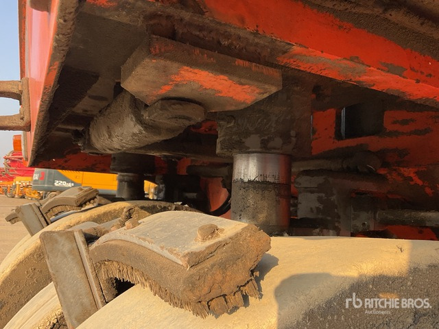 2015 Hamm GRW18 8 Wheel Pneumatic Roller - مداحل الإطارات الهوائية: صور 5 2015 Hamm GRW18 8 Wheel Pneumatic Roller - مداحل الإطارات الهوائية: صور 5