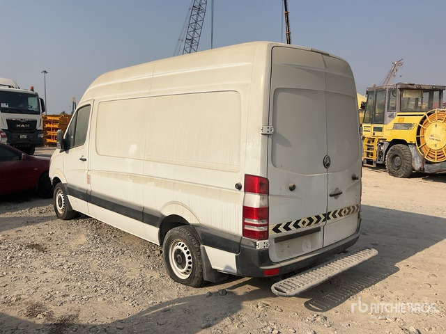 2016 Mercedes-Benz Sprinter 316 (Inoperable) Cargo Van - فان: صور 4 2016 Mercedes-Benz Sprinter 316 (Inoperable) Cargo Van - فان: صور 4
