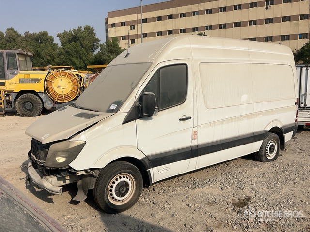2016 Mercedes-Benz Sprinter 316 (Inoperable) Cargo Van - فان: صور 1 2016 Mercedes-Benz Sprinter 316 (Inoperable) Cargo Van - فان: صور 1