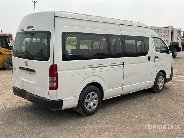 2018 Toyota Hiace 4x2 15-Seat Mini Bus - صغيرة, ميكروباص: صور 3 2018 Toyota Hiace 4x2 15-Seat Mini Bus - صغيرة, ميكروباص: صور 3