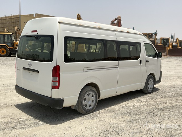 2018 Toyota Hiace High Roof 4x2 16-Seat Mini Bus - حافلة: صور 4 2018 Toyota Hiace High Roof 4x2 16-Seat Mini Bus - حافلة: صور 4