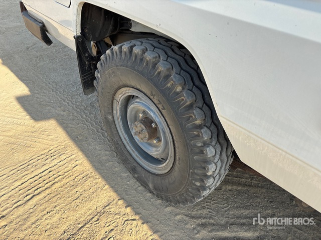 2018 Toyota Land Cruiser 78R 4x4 SUV - سيارة دفع رباعي: صور 4 2018 Toyota Land Cruiser 78R 4x4 SUV - سيارة دفع رباعي: صور 4