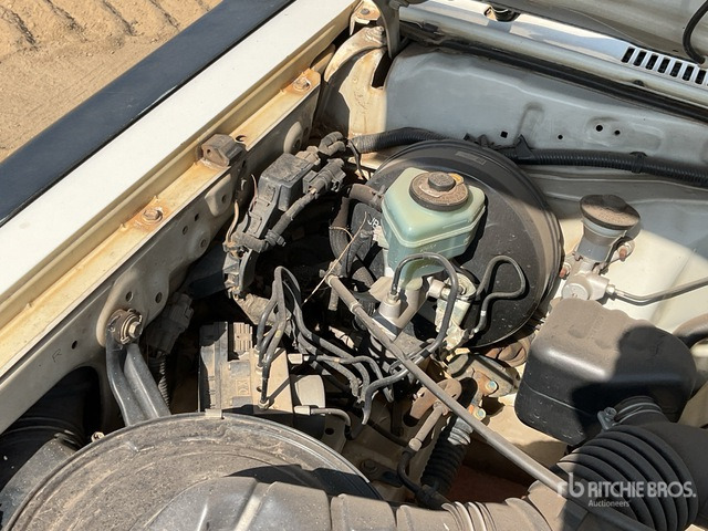 2018 Toyota Land Cruiser 78R 4x4 SUV - سيارة دفع رباعي: صور 4 2018 Toyota Land Cruiser 78R 4x4 SUV - سيارة دفع رباعي: صور 4