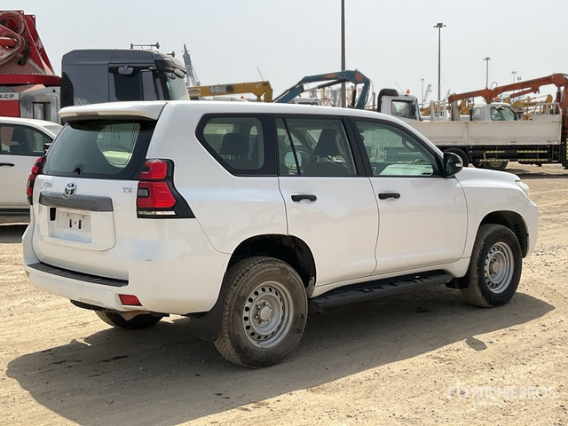 2018 Toyota Prado TX 150L 4x4 SUV - سيارة دفع رباعي: صور 3 2018 Toyota Prado TX 150L 4x4 SUV - سيارة دفع رباعي: صور 3