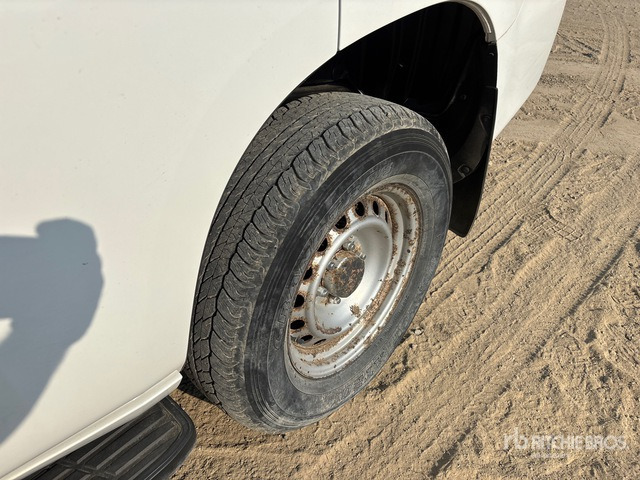 2018 Toyota Prado TX 150L 4x4 SUV - سيارة دفع رباعي: صور 4 2018 Toyota Prado TX 150L 4x4 SUV - سيارة دفع رباعي: صور 4