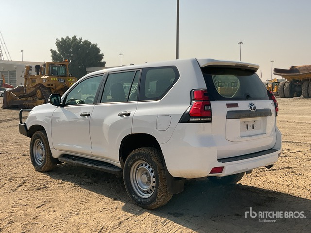 2018 Toyota Prado TX 150L 4x4 SUV - سيارة دفع رباعي: صور 2 2018 Toyota Prado TX 150L 4x4 SUV - سيارة دفع رباعي: صور 2
