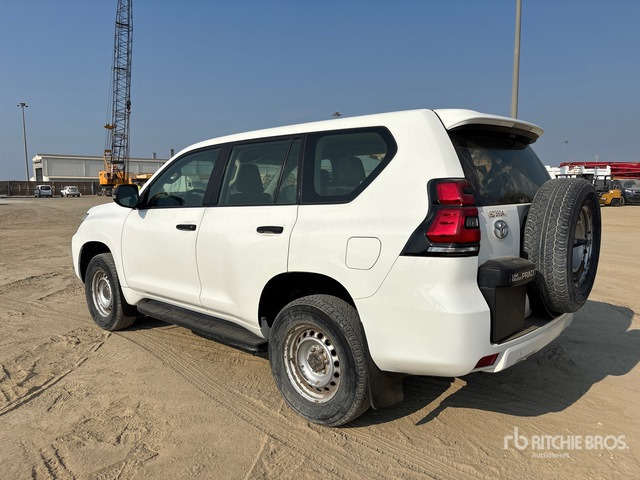 2018 Toyota Prado TX 150L 4x4 SUV - سيارة دفع رباعي: صور 2 2018 Toyota Prado TX 150L 4x4 SUV - سيارة دفع رباعي: صور 2