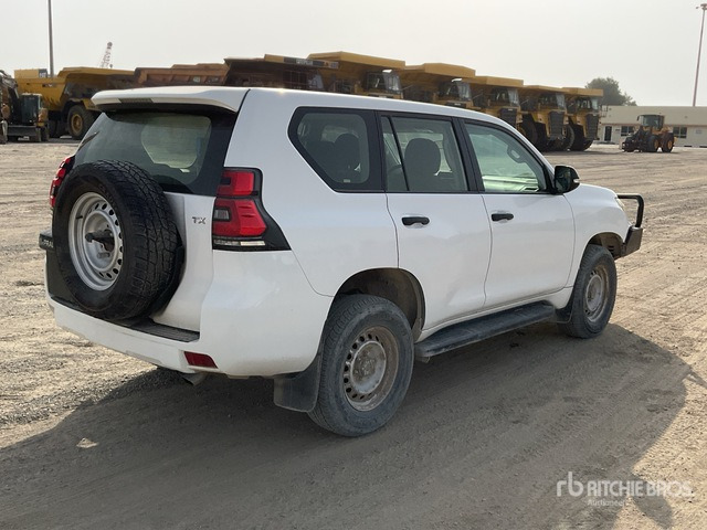 2018 Toyota Prado TX 150L 4x4 SUV - سيارة دفع رباعي: صور 3 2018 Toyota Prado TX 150L 4x4 SUV - سيارة دفع رباعي: صور 3