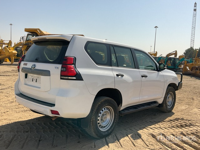 2018 Toyota Prado TX 150L 4x4 SUV - سيارة دفع رباعي: صور 3 2018 Toyota Prado TX 150L 4x4 SUV - سيارة دفع رباعي: صور 3