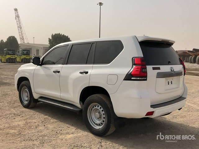 2018 Toyota Prado TX 150L 4x4 SUV - سيارة دفع رباعي: صور 4 2018 Toyota Prado TX 150L 4x4 SUV - سيارة دفع رباعي: صور 4