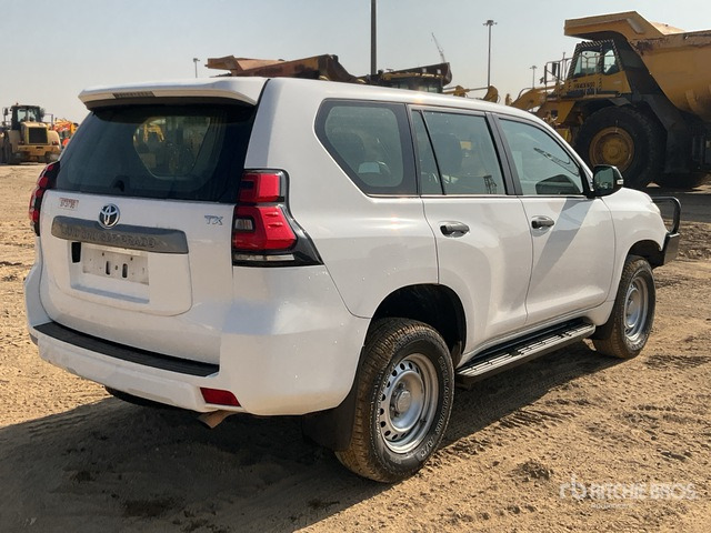 2018 Toyota Prado TX 150L 4x4 SUV - سيارة دفع رباعي: صور 3 2018 Toyota Prado TX 150L 4x4 SUV - سيارة دفع رباعي: صور 3