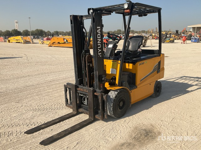 2019 Hyundai 30B-9 3 ton Electric Forklift - رافعة شوكية كهربائية: صور 1 2019 Hyundai 30B-9 3 ton Electric Forklift - رافعة شوكية كهربائية: صور 1