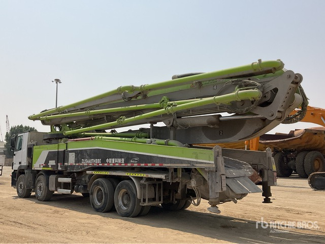 2019 Mercedes-Benz Actros 4141 2019 Zoomlion 56X-6RZ 56 m on 8 ... Concrete Pump Truck - مضخة خرسانة: صور 4 2019 Mercedes-Benz Actros 4141 2019 Zoomlion 56X-6RZ 56 m on 8 ... Concrete Pump Truck - مضخة خرسانة: صور 4