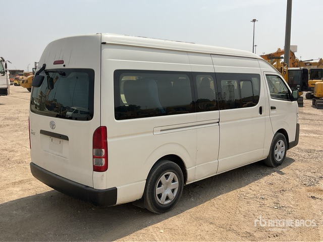 2019 Toyota Hiace 4x2 14-Seat Mini Bus - صغيرة, ميكروباص: صور 3 2019 Toyota Hiace 4x2 14-Seat Mini Bus - صغيرة, ميكروباص: صور 3
