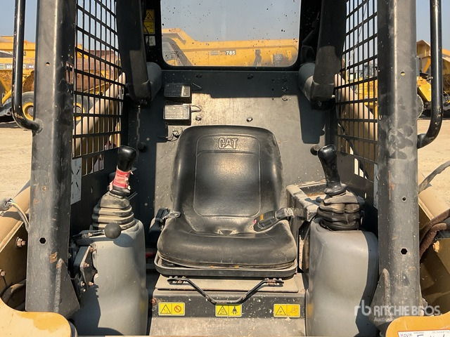 2020 Cat 216B3 Skid Steer Loader - شيول صغير: صور 5 2020 Cat 216B3 Skid Steer Loader - شيول صغير: صور 5