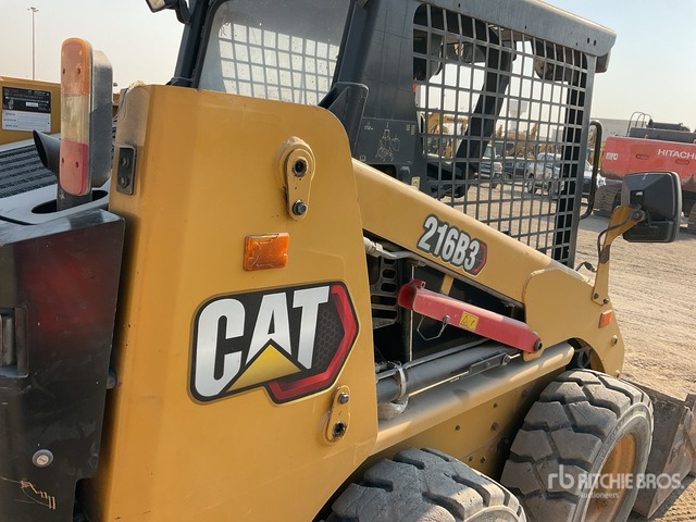 2020 Cat 216B3 Skid Steer Loader - شيول صغير: صور 4 2020 Cat 216B3 Skid Steer Loader - شيول صغير: صور 4