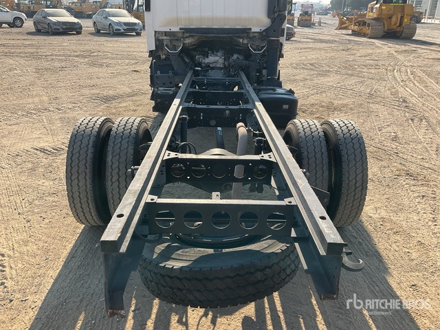 2020 Isuzu Reward NP 4x2 Cab and Chassis - التقطيع جزازة/ ماكينات قطع الحشائش: صور 5 2020 Isuzu Reward NP 4x2 Cab and Chassis - التقطيع جزازة/ ماكينات قطع الحشائش: صور 5