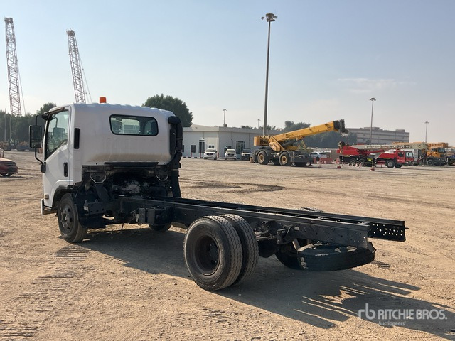 2020 Isuzu Reward NP 4x2 Cab and Chassis - التقطيع جزازة/ ماكينات قطع الحشائش: صور 3 2020 Isuzu Reward NP 4x2 Cab and Chassis - التقطيع جزازة/ ماكينات قطع الحشائش: صور 3