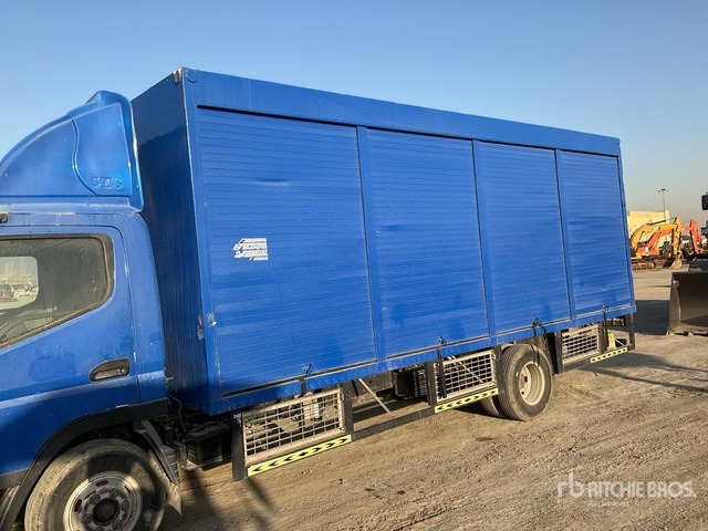 2020 Mitsubishi Canter 4x2 Cargo Van Truck - بصندوق مغلق شاحنة: صور 5 2020 Mitsubishi Canter 4x2 Cargo Van Truck - بصندوق مغلق شاحنة: صور 5