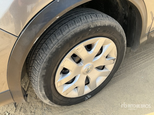 2020 Nissan Rogue 2WD SUV - سيارة دفع رباعي: صور 5 2020 Nissan Rogue 2WD SUV - سيارة دفع رباعي: صور 5