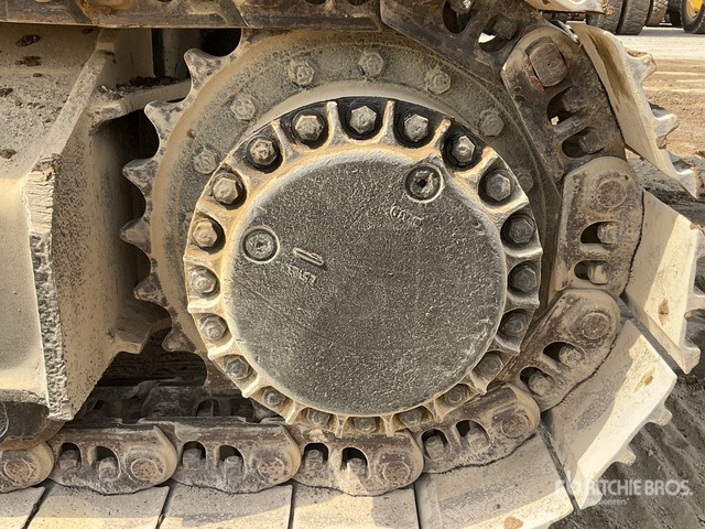 Cat 330D - حفارات زحافة: صور 5 Cat 330D - حفارات زحافة: صور 5