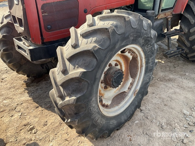 Massey Ferguson 4270 4WD Tractor - جرار: صور 5 Massey Ferguson 4270 4WD Tractor - جرار: صور 5
