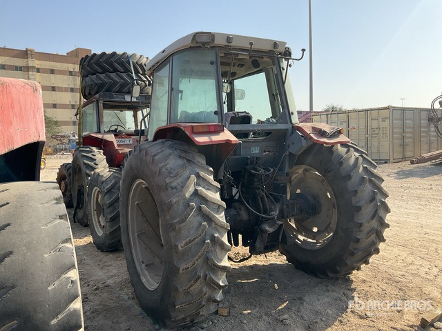 Massey Ferguson 4270 4WD Tractor - جرار: صور 3 Massey Ferguson 4270 4WD Tractor - جرار: صور 3