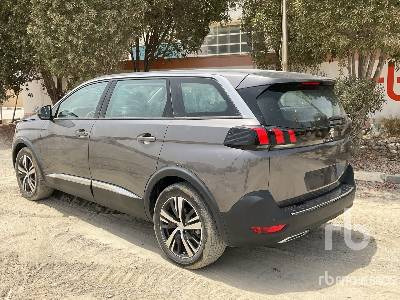 PEUGEOT 5008 (Unused) - سيارة: صور 2 PEUGEOT 5008 (Unused) - سيارة: صور 2