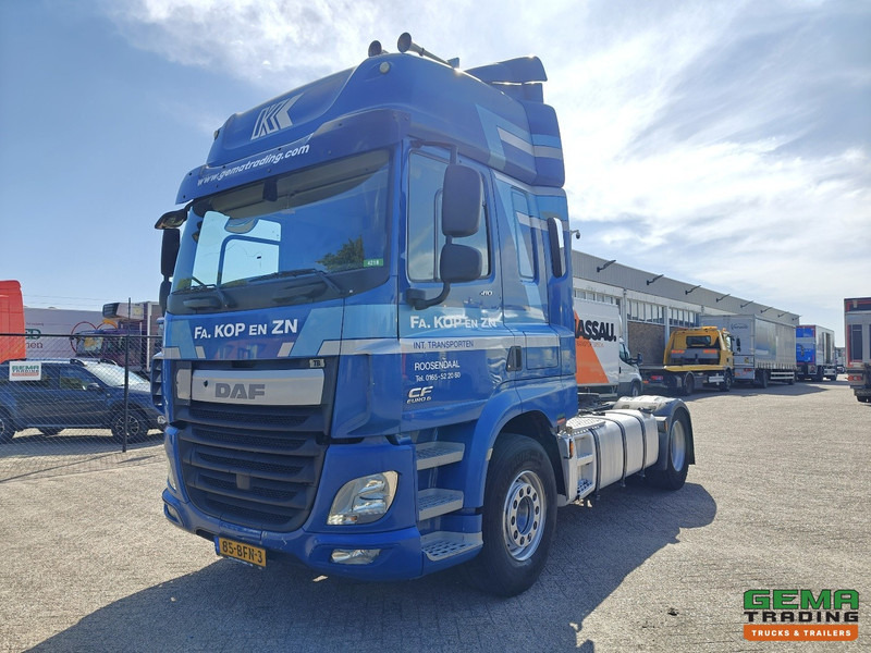 DAF CF 410 FT 4x2 Spacecab Euro6A - 13L engine - Dubbele Tanks - NL truck - SMARTTacho V2 - 01/2026 APK - شاحنة جرار: صور 1 DAF CF 410 FT 4x2 Spacecab Euro6A - 13L engine - Dubbele Tanks - NL truck - SMARTTacho V2 - 01/2026 APK - شاحنة جرار: صور 1