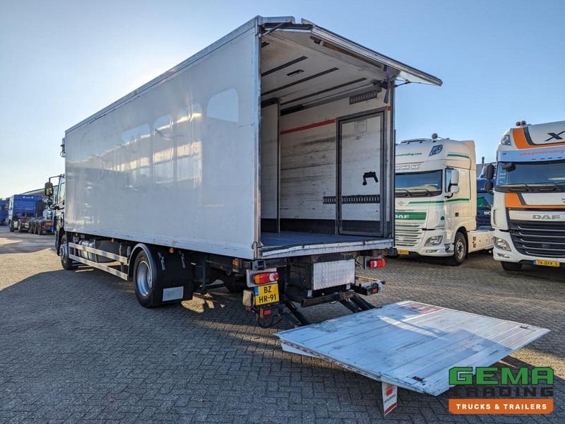DAF FA CF65.220 4x2 Daycab Euro5 KoelVriesBak 8m - FrigoBlock - Zijdeuren - Compartimenten (V669) - مبردة شاحنة: صور 3 DAF FA CF65.220 4x2 Daycab Euro5 KoelVriesBak 8m - FrigoBlock - Zijdeuren - Compartimenten (V669) - مبردة شاحنة: صور 3