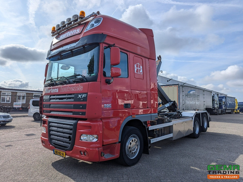 DAF FAS XF105.460 6x2 SuperSpaceCab Euro5 - VDL Haakarm Systeem 20T - Dubbele Vangmuil - LiftAs - 11/2025 APK - شاحنة ذات الخطاف: صور 1 DAF FAS XF105.460 6x2 SuperSpaceCab Euro5 - VDL Haakarm Systeem 20T - Dubbele Vangmuil - LiftAs - 11/2025 APK - شاحنة ذات الخطاف: صور 1
