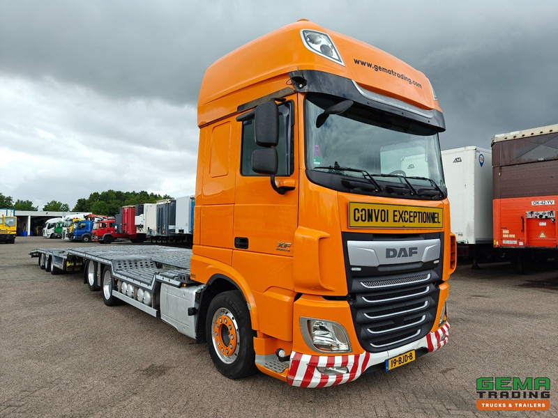 DAF XF 440 FAS 6x2 SuperSpaceCab Euro6C - Retarder + Recker 3-Assige Aanhanger - Wielkuipen - Hydraulische knik en uitschuifbaar - 02/2026 APK - شاحنة نقل سيارات شاحنة: صور 4 DAF XF 440 FAS 6x2 SuperSpaceCab Euro6C - Retarder + Recker 3-Assige Aanhanger - Wielkuipen - Hydraulische knik en uitschuifbaar - 02/2026 APK - شاحنة نقل سيارات شاحنة: صور 4