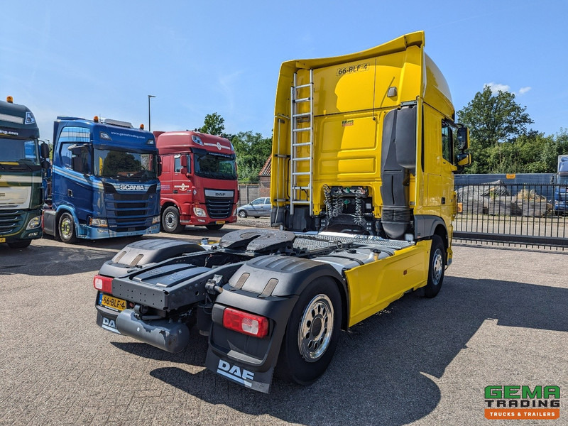 DAF XF 450 FT 4x2 SuperSpaceCab Euro6C - Retarder - Standairco - Dubbele Tanks - SMARTtachoV2 - شاحنة جرار: صور 3 DAF XF 450 FT 4x2 SuperSpaceCab Euro6C - Retarder - Standairco - Dubbele Tanks - SMARTtachoV2 - شاحنة جرار: صور 3
