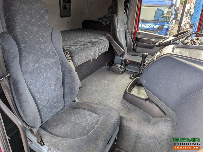 بصندوق مغلق شاحنة DAF XF95.430 4x2 Spacecab Euro2 - Retarder - Geslotenbak 7.7m - Handgeschakeld - Vangmuil: صور 6 بصندوق مغلق شاحنة DAF XF95.430 4x2 Spacecab Euro2 - Retarder - Geslotenbak 7.7m - Handgeschakeld - Vangmuil: صور 6