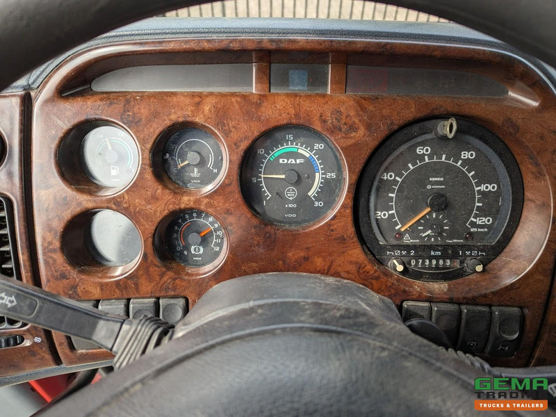 بصندوق مغلق شاحنة DAF XF95.430 4x2 Spacecab Euro2 - Retarder - Geslotenbak 7.7m - Handgeschakeld - Vangmuil: صور 15 بصندوق مغلق شاحنة DAF XF95.430 4x2 Spacecab Euro2 - Retarder - Geslotenbak 7.7m - Handgeschakeld - Vangmuil: صور 15