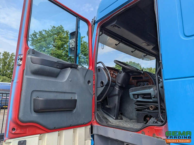 بصندوق مغلق شاحنة DAF XF95.430 4x2 Spacecab Euro2 - Retarder - Geslotenbak 7.7m - Handgeschakeld - Vangmuil: صور 11 بصندوق مغلق شاحنة DAF XF95.430 4x2 Spacecab Euro2 - Retarder - Geslotenbak 7.7m - Handgeschakeld - Vangmuil: صور 11