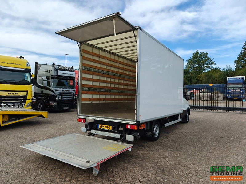 Iveco 35S18 Hi-Matic 4x2 Dagcab Euro6E - Gesloten Bak 4.2M - Laadklep 1000KG - Navi - 03/2026 APK - الشاحنات الصغيرة صندوق مغلق: صور 2 Iveco 35S18 Hi-Matic 4x2 Dagcab Euro6E - Gesloten Bak 4.2M - Laadklep 1000KG - Navi - 03/2026 APK - الشاحنات الصغيرة صندوق مغلق: صور 2