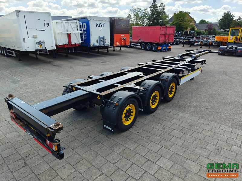 Kögel PORT 40 SIMPLEX 20 3-Assen SAF - Schijfremmen - 2x20FT/30FT/40FT - Achterschuiver - شاحنات الحاويات/ جسم علوي قابل للتغيير نصف مقطورة: صور 2 Kögel PORT 40 SIMPLEX 20 3-Assen SAF - Schijfremmen - 2x20FT/30FT/40FT - Achterschuiver - شاحنات الحاويات/ جسم علوي قابل للتغيير نصف مقطورة: صور 2