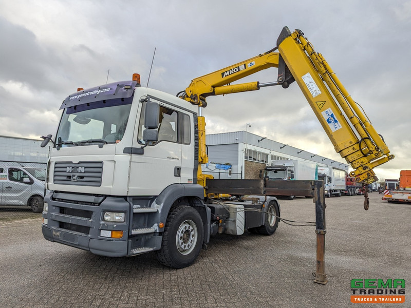 MAN TGA 18.410 4x2 LX Euro3 - MKG HLK225HP 4510KG - RadioGrafisch - شاحنة جرار: صور 1 MAN TGA 18.410 4x2 LX Euro3 - MKG HLK225HP 4510KG - RadioGrafisch - شاحنة جرار: صور 1