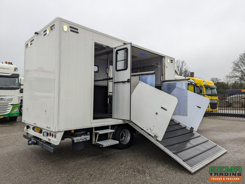 MAN TGL 12.180 4x2 DoKa 7 pers. Euro5 EEV - Paardenwagen 2-Paards - 147.000km! - MARGE - شاحنة نقل خيل: صور 2 MAN TGL 12.180 4x2 DoKa 7 pers. Euro5 EEV - Paardenwagen 2-Paards - 147.000km! - MARGE - شاحنة نقل خيل: صور 2