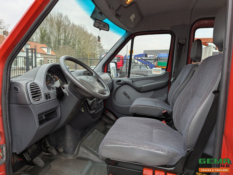 تأجير Mercedes-Benz 316 CDI  4x4 Euro3 - 59.000km - 9 Persoons - Lier - 3 Sperren!  Hoge en Lage Gearing Mercedes-Benz 316 CDI  4x4 Euro3 - 59.000km - 9 Persoons - Lier - 3 Sperren!  Hoge en Lage Gearing: صور 12