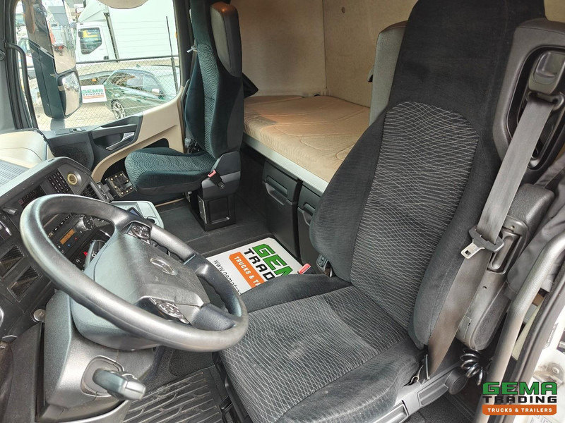 Mercedes-Benz Actros 2645 6x2 Gigaspace Euro6 + 3Axle Trailer - 115m³ VolumeCombi - Dubbele Tanks - Moffet Aansluiting - HH Vloer - SMARTTacho V2 - بصندوق مغلق شاحنة: صور 5 Mercedes-Benz Actros 2645 6x2 Gigaspace Euro6 + 3Axle Trailer - 115m³ VolumeCombi - Dubbele Tanks - Moffet Aansluiting - HH Vloer - SMARTTacho V2 - بصندوق مغلق شاحنة: صور 5