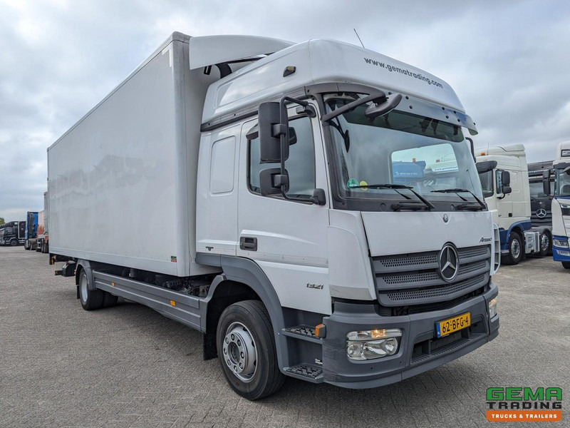Mercedes-Benz Atego 1321 4x2 Slaapcab Euro6A - Geslotenbak 7.58m + Laadklep 1500kg 10/2025APK - بصندوق مغلق شاحنة: صور 4 Mercedes-Benz Atego 1321 4x2 Slaapcab Euro6A - Geslotenbak 7.58m + Laadklep 1500kg 10/2025APK - بصندوق مغلق شاحنة: صور 4