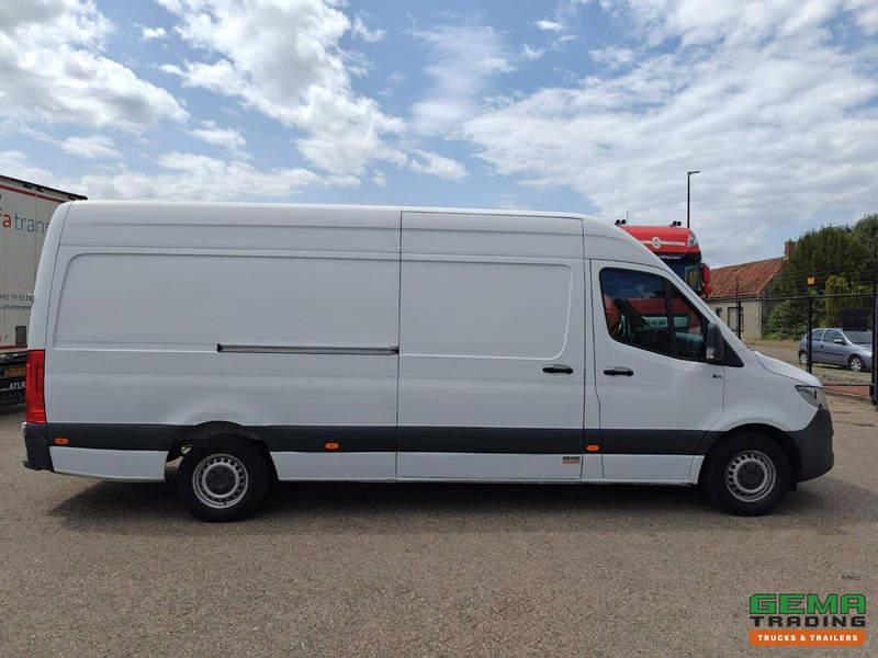 تأجير Mercedes-Benz Sprinter 311 CDI L3H2 - Euro6ZF - Automaat - Navigatie - Camera - 06/2026 APK Mercedes-Benz Sprinter 311 CDI L3H2 - Euro6ZF - Automaat - Navigatie - Camera - 06/2026 APK: صور 12