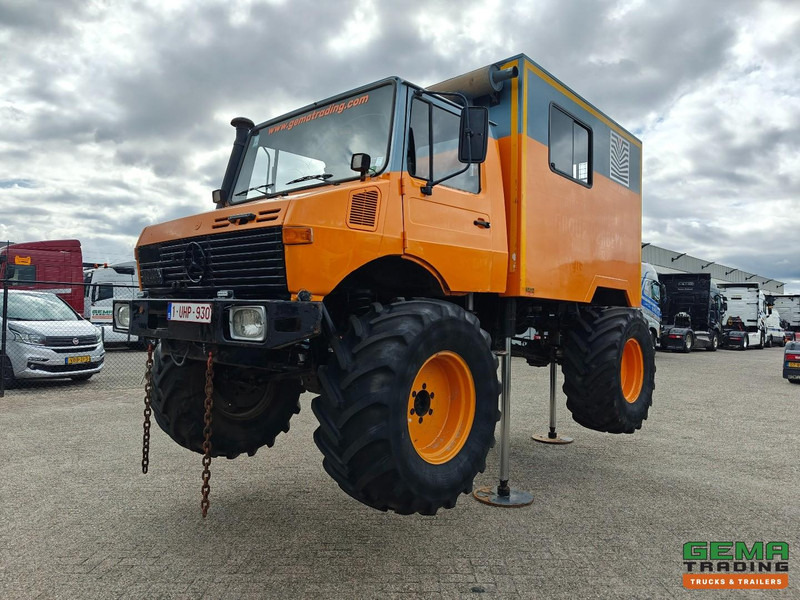 Mercedes-Benz Unimog 1300L 4x4 Handgeschakeld - GeslotenBak - PTO - Hydr. steunpoten - Webasto - SondeerWagen - شاحنة: صور 1 Mercedes-Benz Unimog 1300L 4x4 Handgeschakeld - GeslotenBak - PTO - Hydr. steunpoten - Webasto - SondeerWagen - شاحنة: صور 1