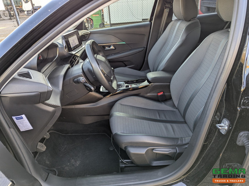 Peugeot 208 1.2 PureTech Active Pack - 67000km - Handgeschakeld - Navi - LMV - Carplay - 05/2026APK - هاتشباك: صور 5 Peugeot 208 1.2 PureTech Active Pack - 67000km - Handgeschakeld - Navi - LMV - Carplay - 05/2026APK - هاتشباك: صور 5