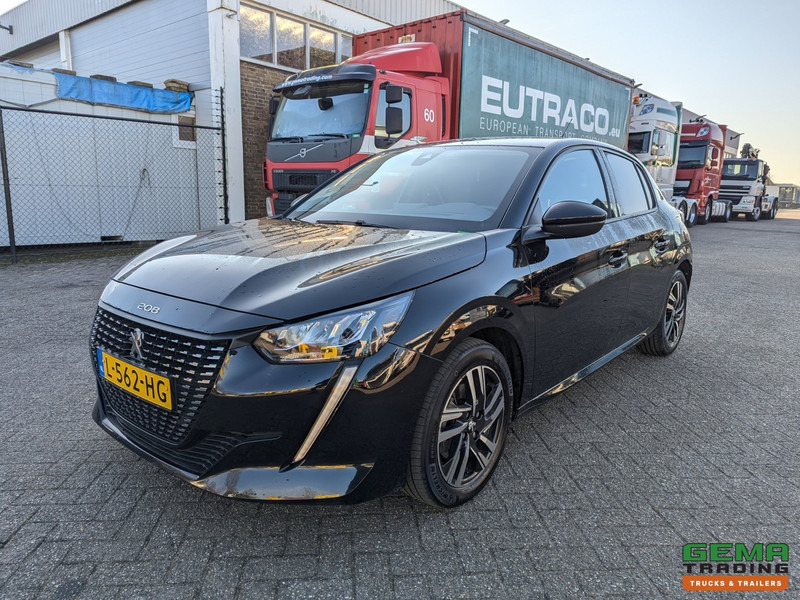 Peugeot 208 1.2 PureTech Active Pack - 67000km - Handgeschakeld - Navi - LMV - Carplay - 05/2026APK - هاتشباك: صور 1 Peugeot 208 1.2 PureTech Active Pack - 67000km - Handgeschakeld - Navi - LMV - Carplay - 05/2026APK - هاتشباك: صور 1