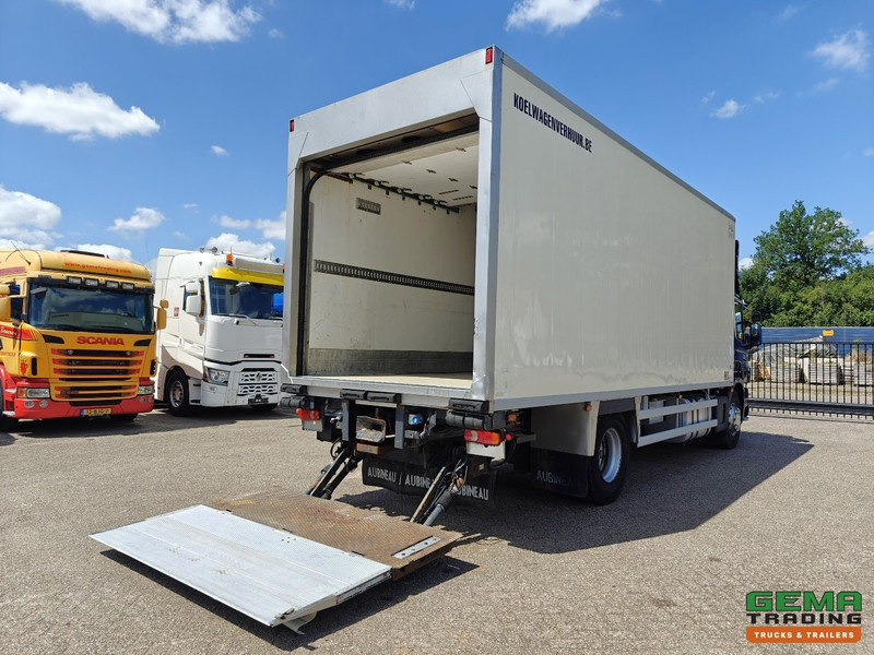 Scania P94D-260 4x2 Dagcab Euro2 - Handgeschakeld - Koel-Vriesbak 7.5m - Carrier Genesis R90 - Vangmuil - مبردة شاحنة: صور 2 Scania P94D-260 4x2 Dagcab Euro2 - Handgeschakeld - Koel-Vriesbak 7.5m - Carrier Genesis R90 - Vangmuil - مبردة شاحنة: صور 2